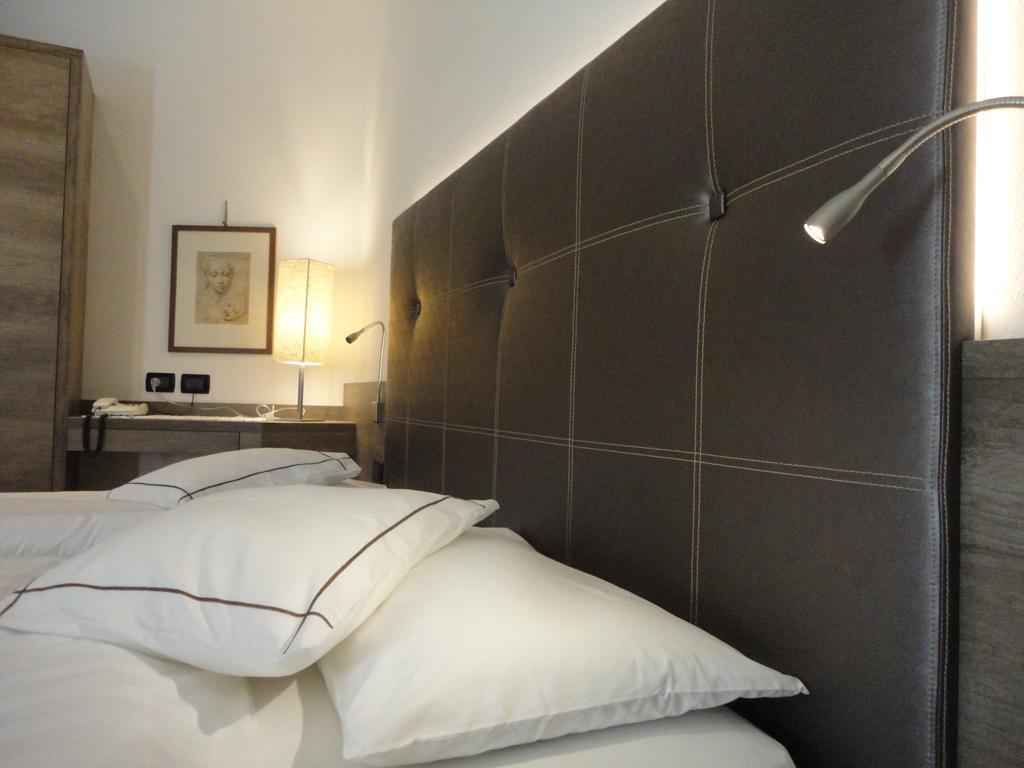 Hotel Cevedale Living Romance Hotel Cogolo Zewnętrze zdjęcie