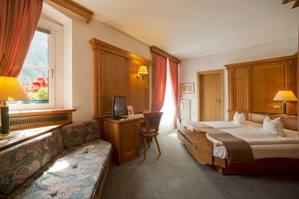 Hotel Cevedale Living Romance Hotel Cogolo Zewnętrze zdjęcie