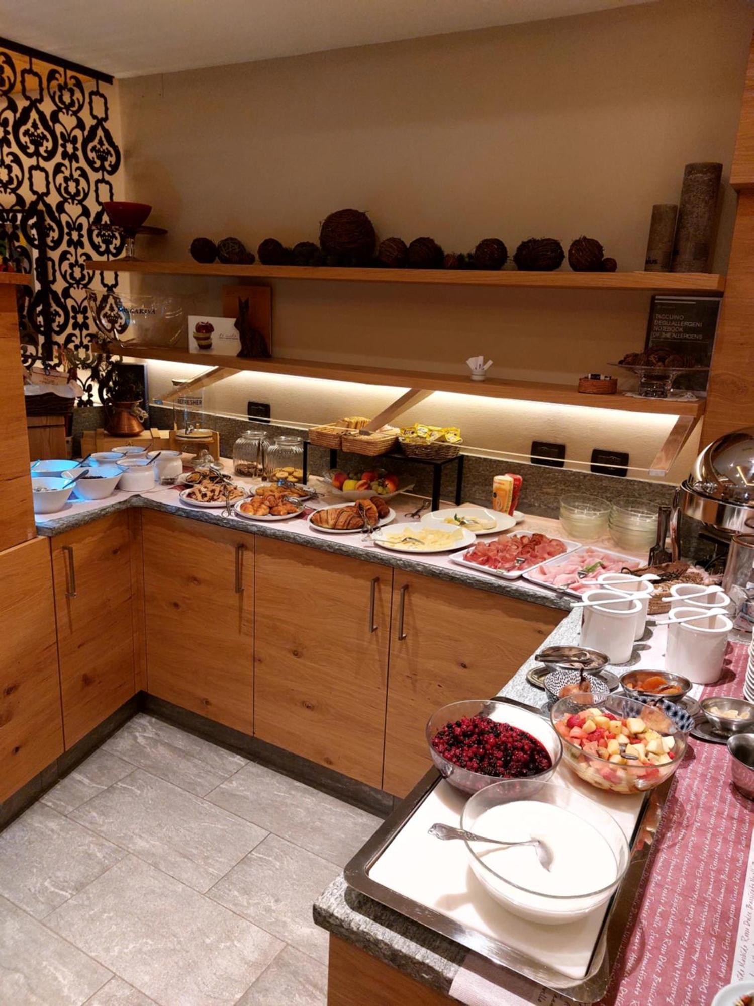 Hotel Cevedale Living Romance Hotel Cogolo Zewnętrze zdjęcie