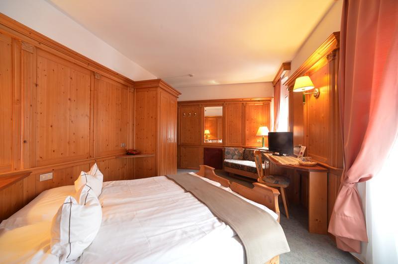 Hotel Cevedale Living Romance Hotel Cogolo Zewnętrze zdjęcie