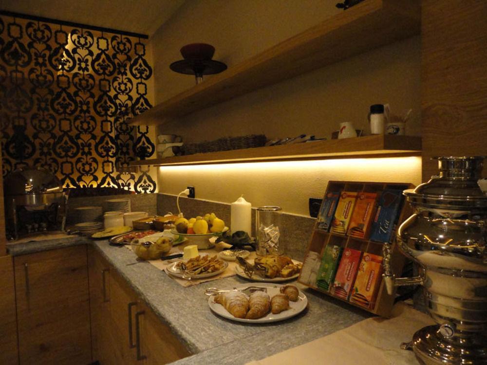 Hotel Cevedale Living Romance Hotel Cogolo Zewnętrze zdjęcie