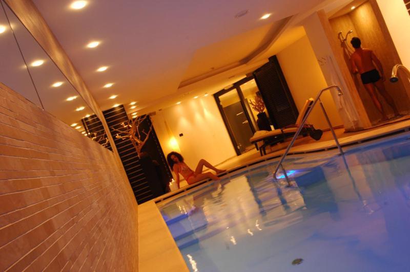 Hotel Cevedale Living Romance Hotel Cogolo Zewnętrze zdjęcie