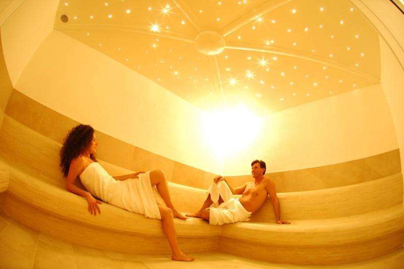 Hotel Cevedale Living Romance Hotel Cogolo Zewnętrze zdjęcie