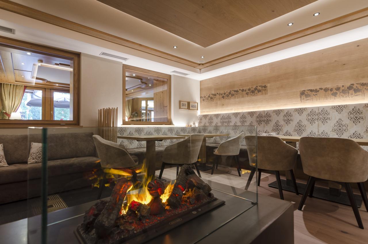 Hotel Cevedale Living Romance Hotel Cogolo Zewnętrze zdjęcie